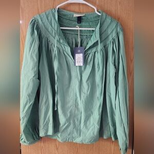 Universal Thread Green Cuffed Sleeve Blouse with Bib Collar